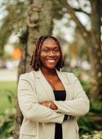 Shanoy Manning headshot photo